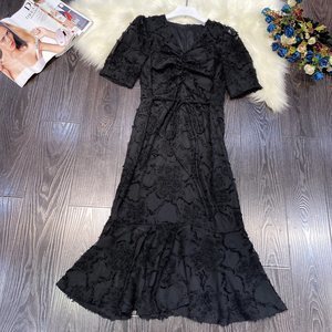 【禮服設(shè)計(jì)工藝圖片】近期239組禮服設(shè)計(jì)工藝圖片合集